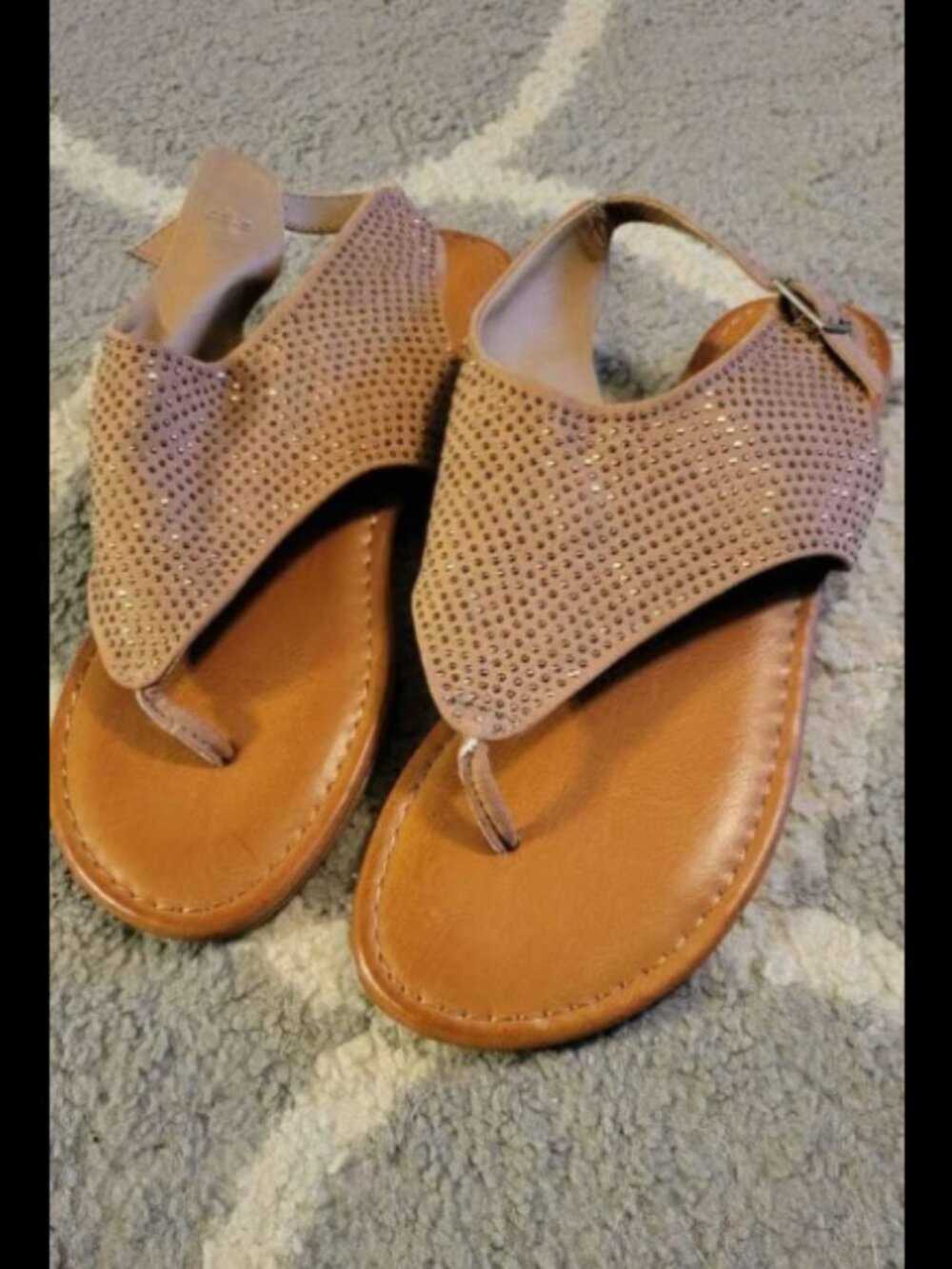 NEW Womens size 9 Report brand sandals